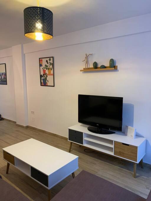 Ideal Apartamento En El Barrio De Las Delicias Málaga Exterior foto